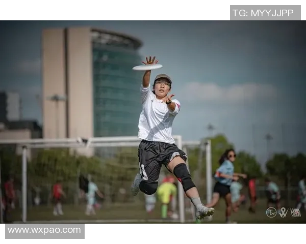 城市马拉松赛事回顾上海飞盘队技术表现引人瞩目